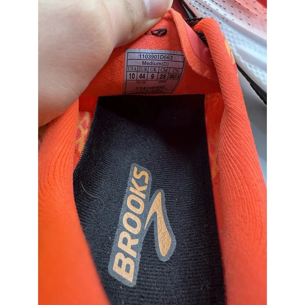 Size‎ 10 - Brooks Hyperion Max Fiery Coral Orange Pop